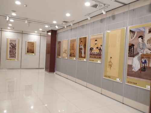 墨香满溢腾盈轩 市图书馆中国历代经典读书图解读展启幕